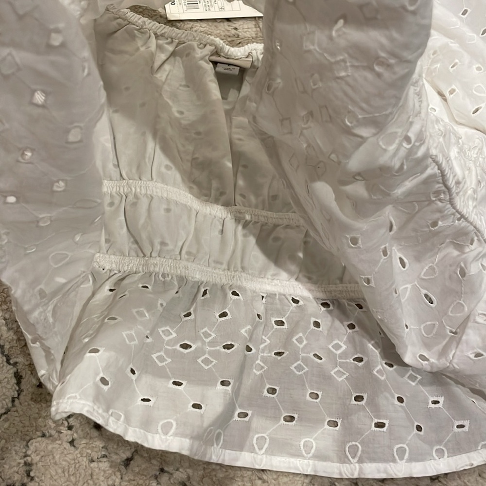 A New Day Puff Sleeve Crop Top - Picture 7 of 11